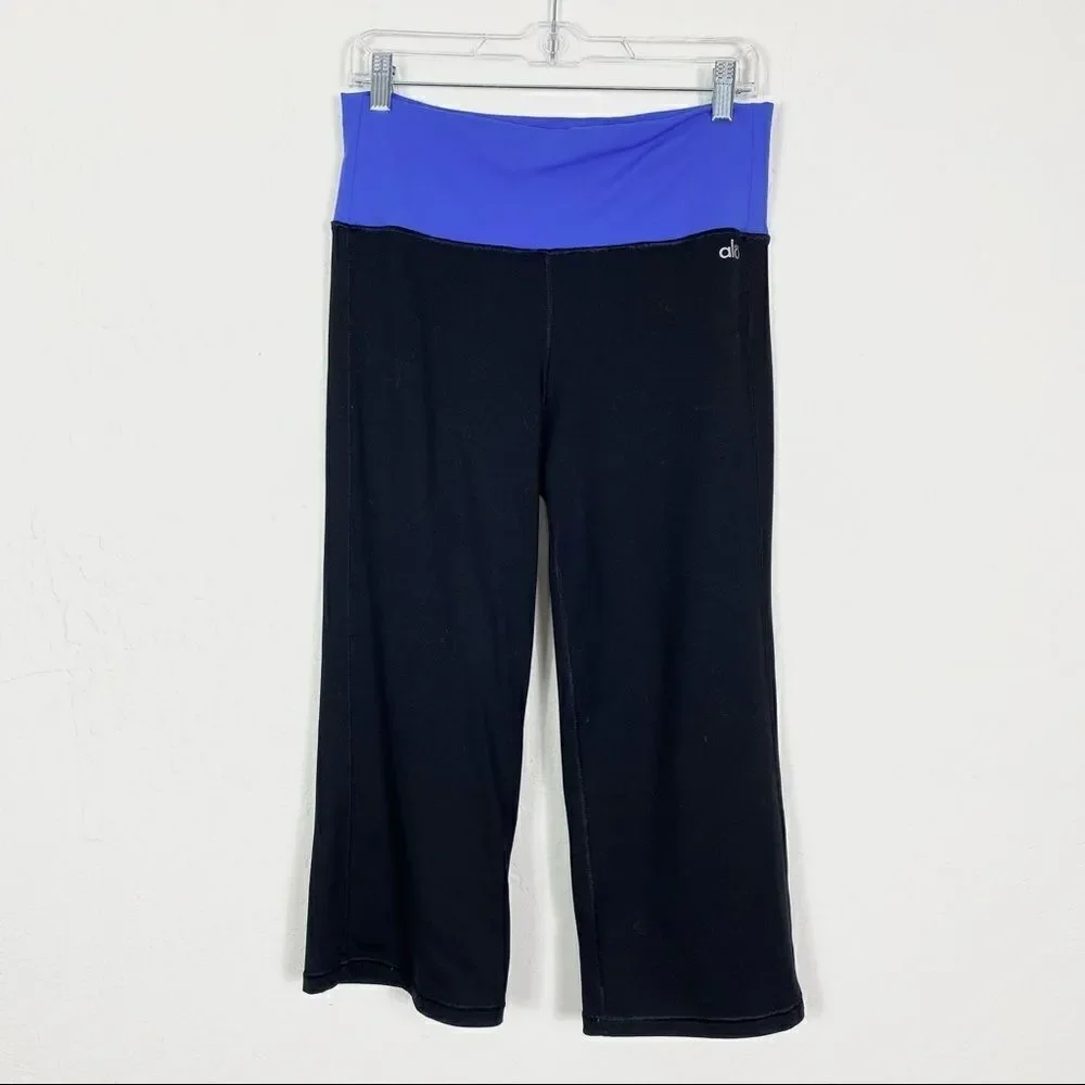 Alo Coolfit Black & Blue Capri Length Leggings